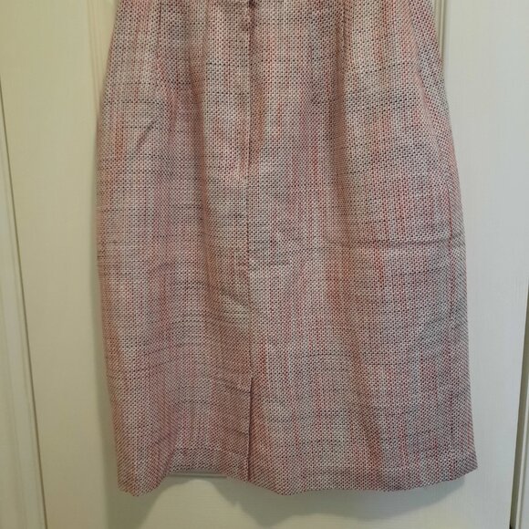 Brand New Skirt Fully Lined Made Of Durable Material - Picture 2 of 6